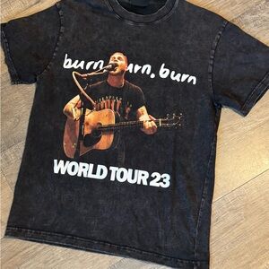 Zach Bryan Concert Shirt (Small)
